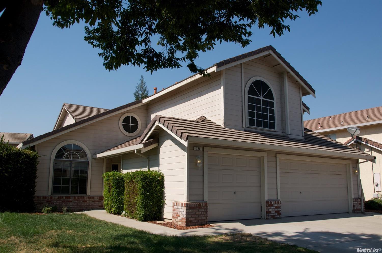 721 Parkston Ct, Modesto, CA 95357 photo 1