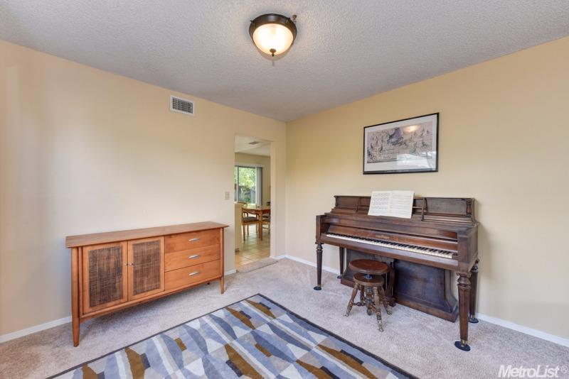 5098 Patti Jo Dr, Carmichael, CA 95608 photo 6
