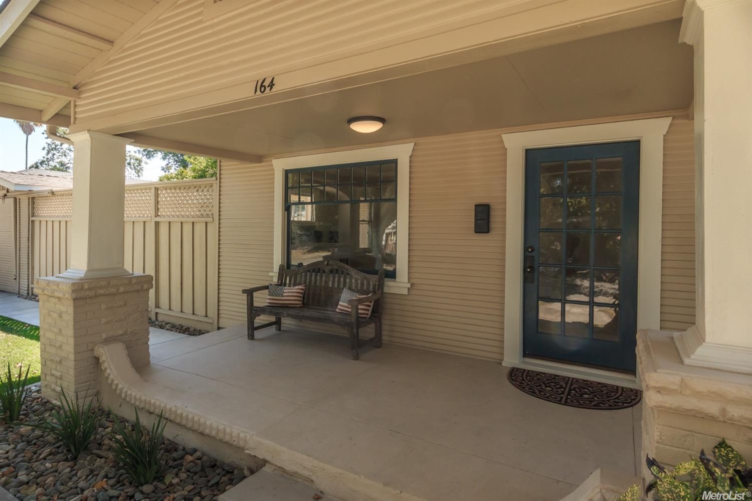 164 W Highland Ave, Tracy, CA 95376 photo 3