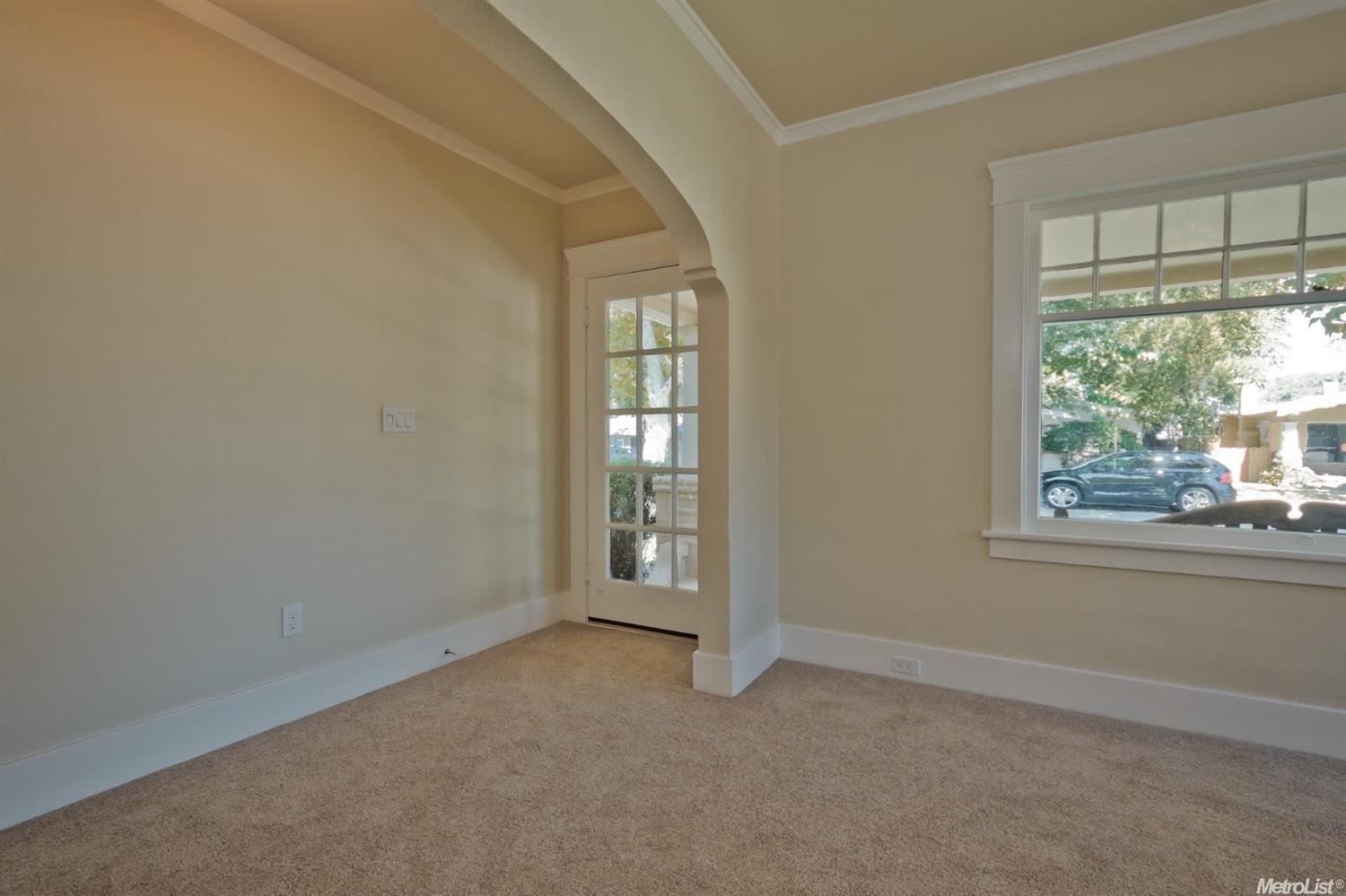 164 W Highland Ave, Tracy, CA 95376 photo 5