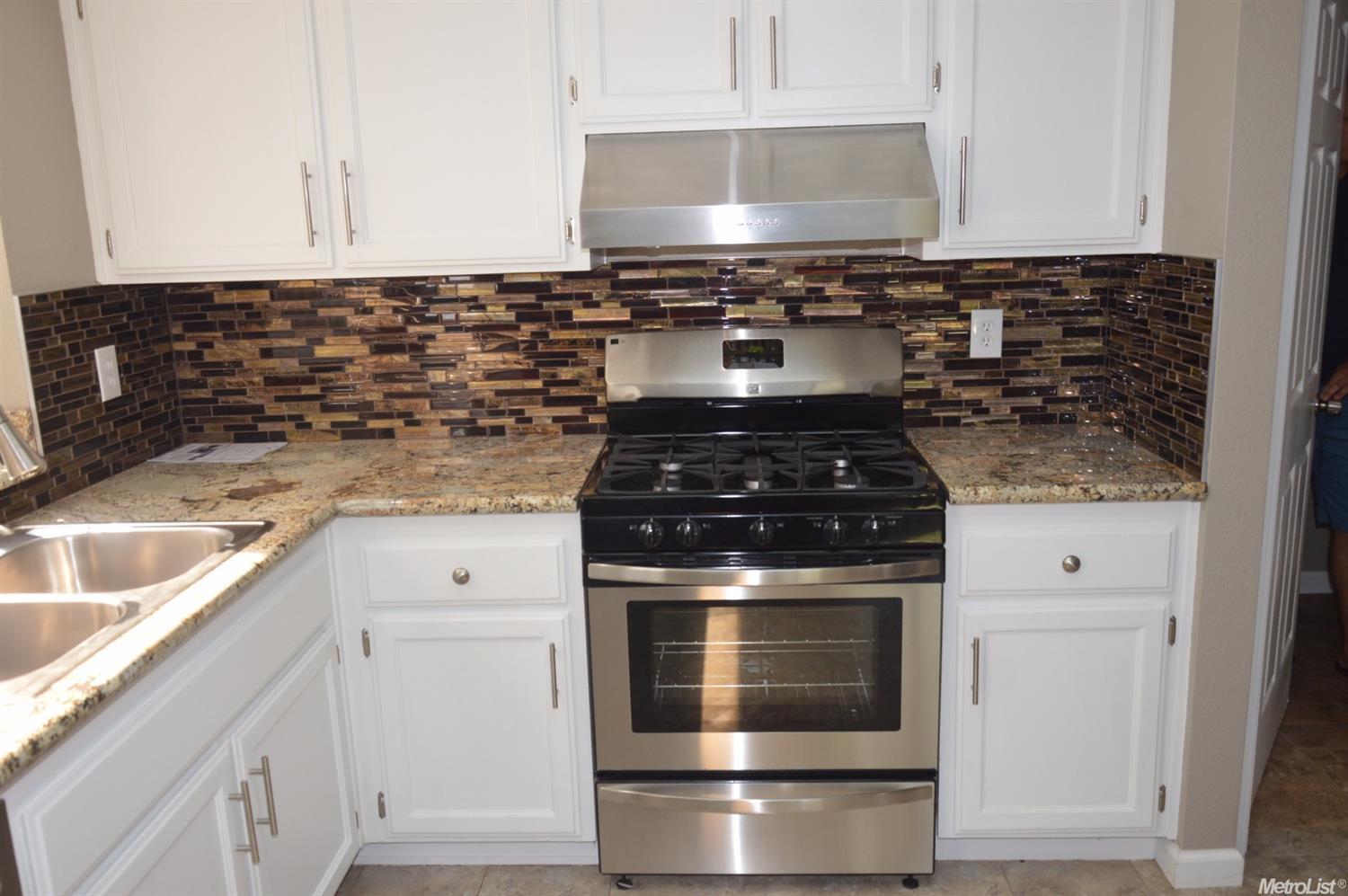 3933 Diane Dr, Antelope, CA 95843 photo 4