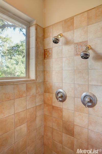 175 Colonial Dr, Auburn, CA 95603 photo 9