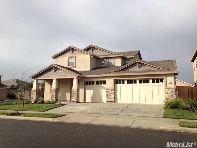 303 Bella Flora Ln, Patterson, CA 95363 photo 2