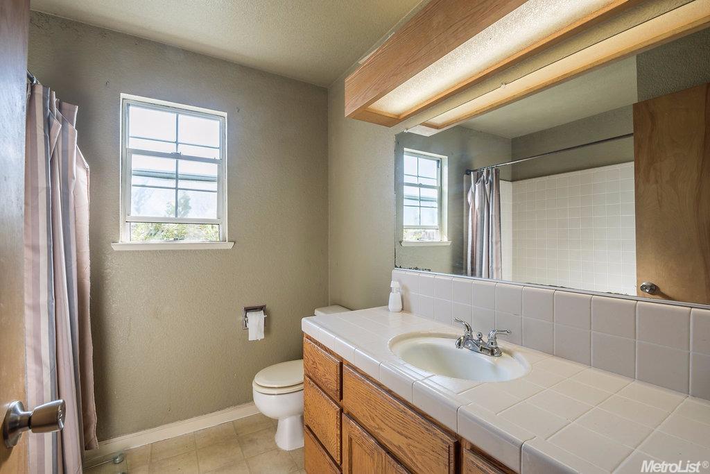 8014 Robert St, Hilmar, CA 95324 photo 9