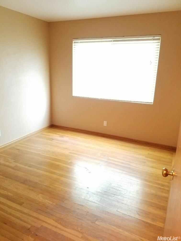 1302 Edith Dr, Gustine, CA 95322 photo 9