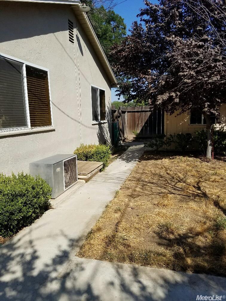 1302 Edith Dr, Gustine, CA 95322 photo 14