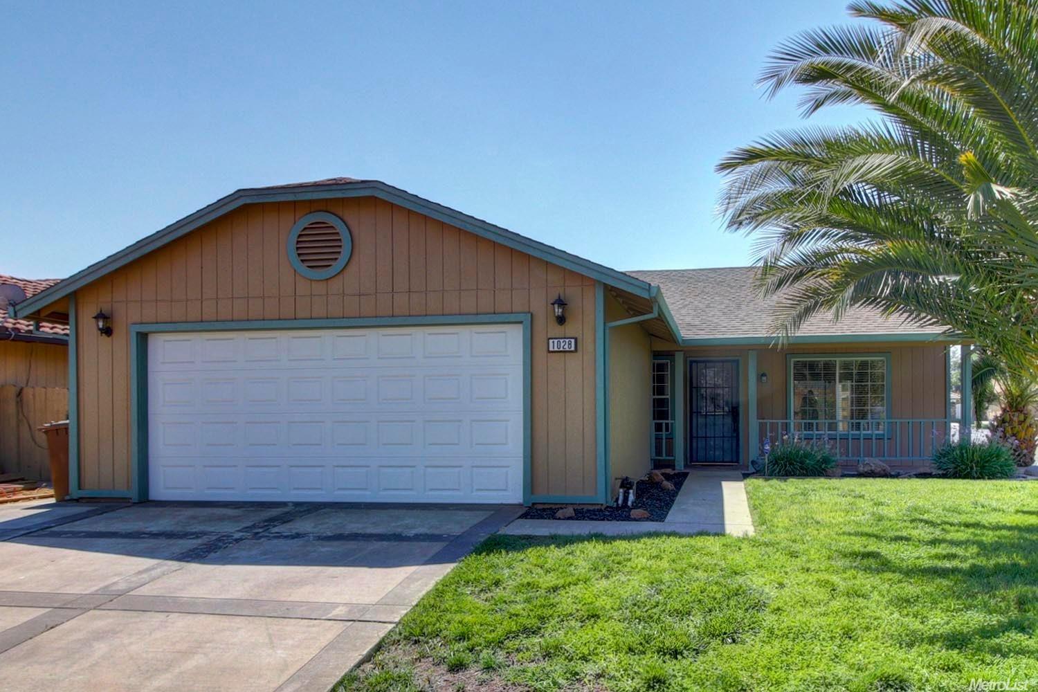 1028 Carpinteria Dr, Galt, CA 95632 photo 1