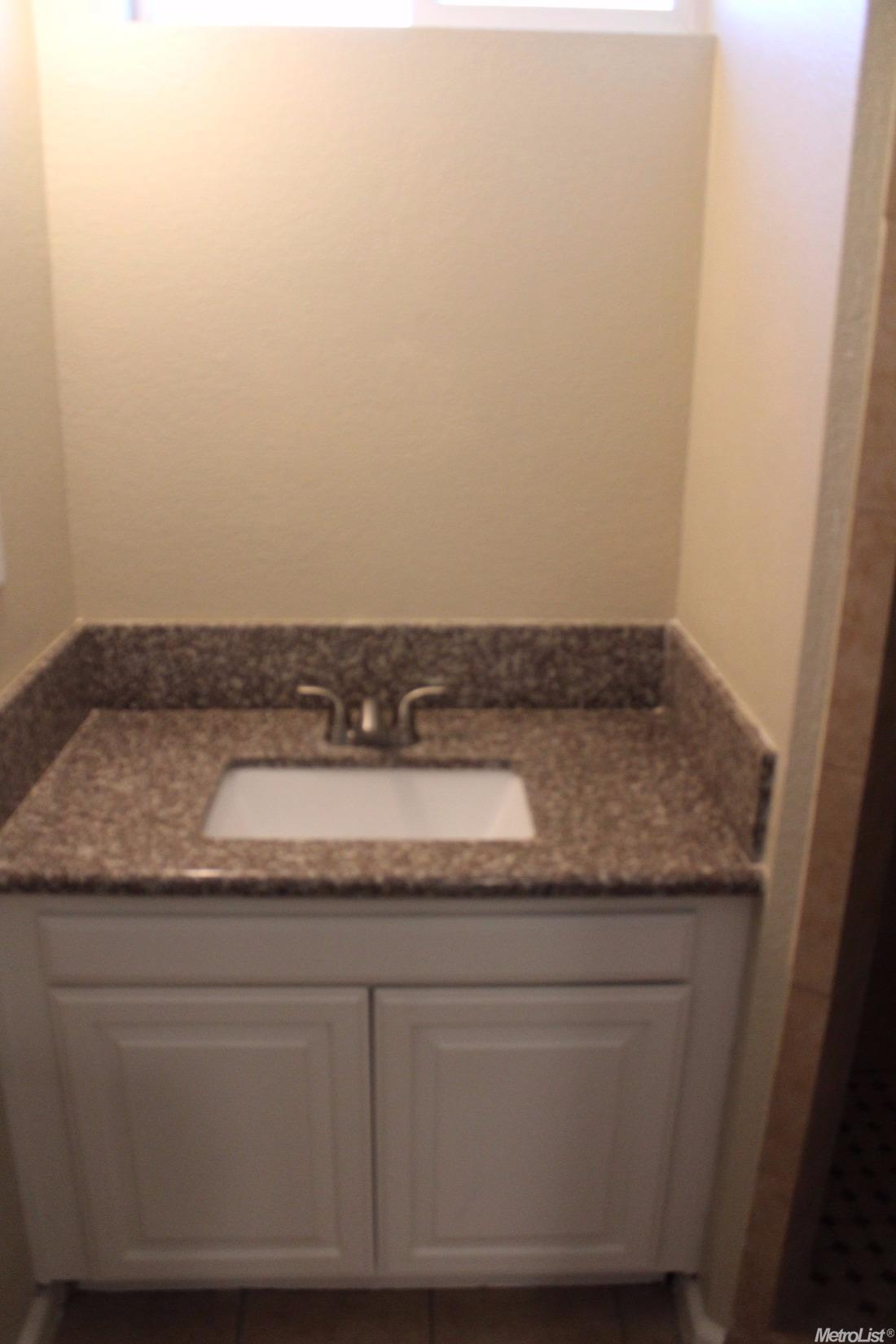 1408 Mono Dr, Modesto, CA 95354 photo 12