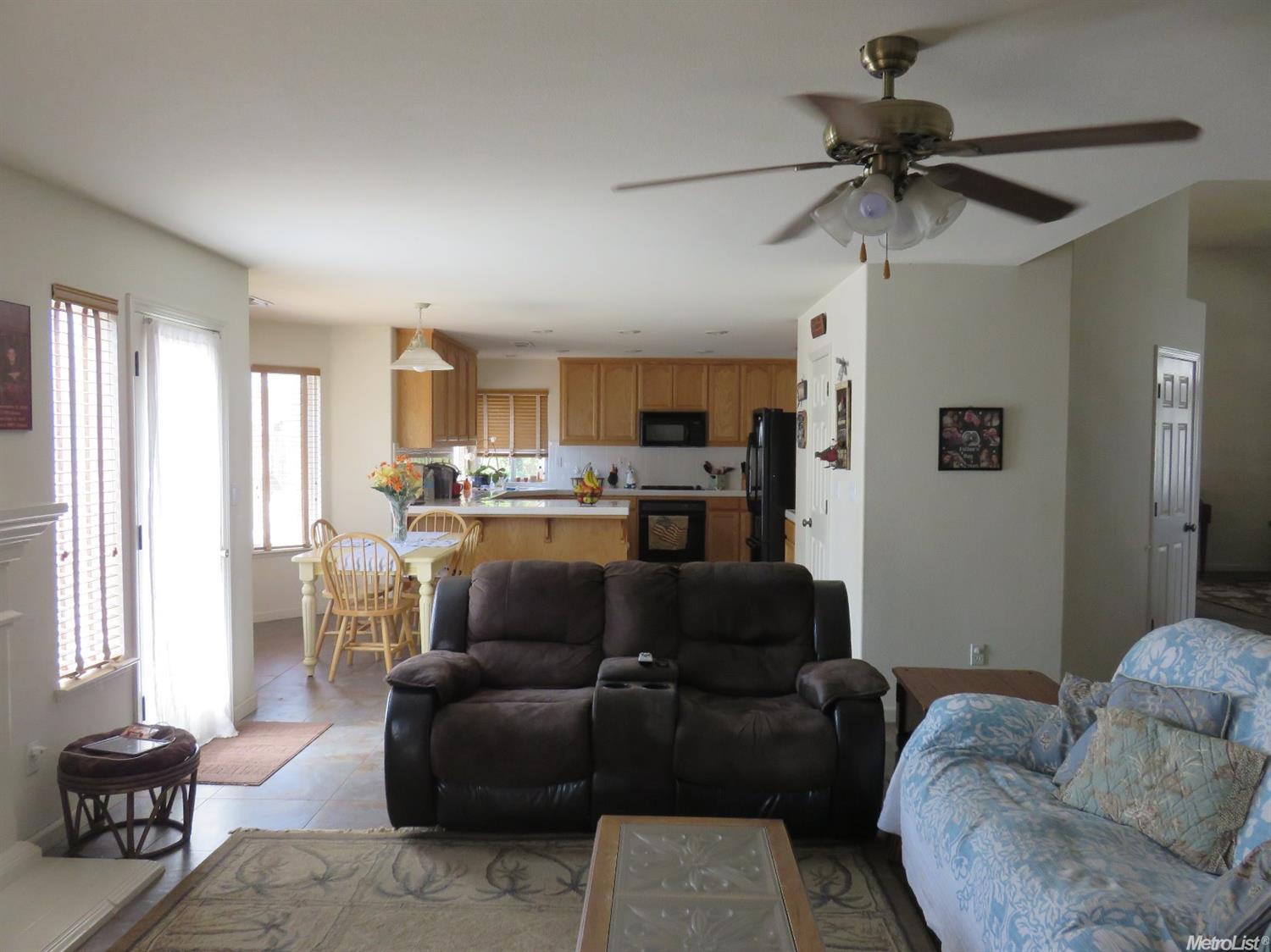 718 Wynyard Cir, Manteca, CA 95337 photo 11