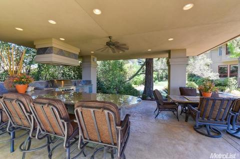 3701 Claire Dr, Carmichael, CA 95608 photo 6