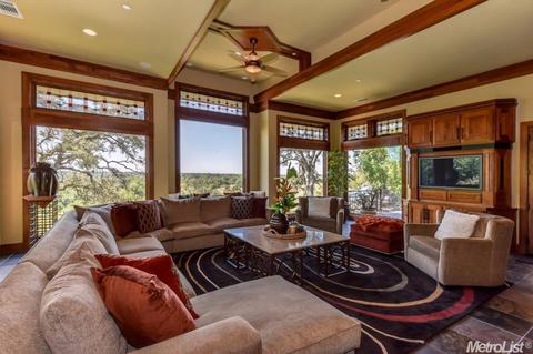 3701 Claire Dr, Carmichael, CA 95608 photo 3