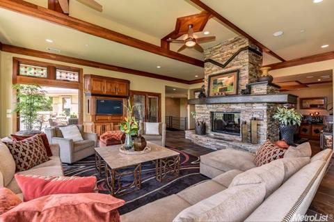 3701 Claire Dr, Carmichael, CA 95608 photo 11