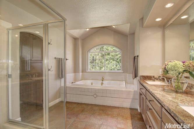 6046 Holeton Rd, Carmichael, CA 95608 photo 17