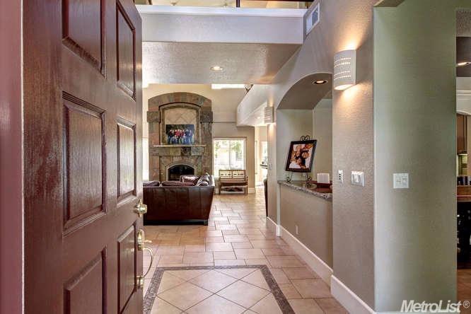 6046 Holeton Rd, Carmichael, CA 95608 photo 3