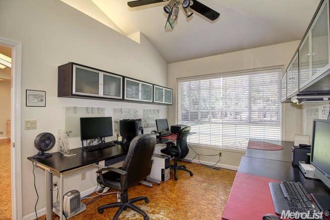 6046 Holeton Rd, Carmichael, CA 95608 photo 21