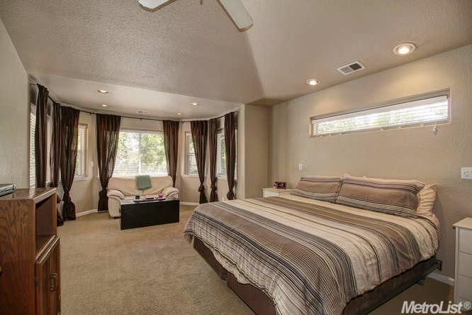 6046 Holeton Rd, Carmichael, CA 95608 photo 15