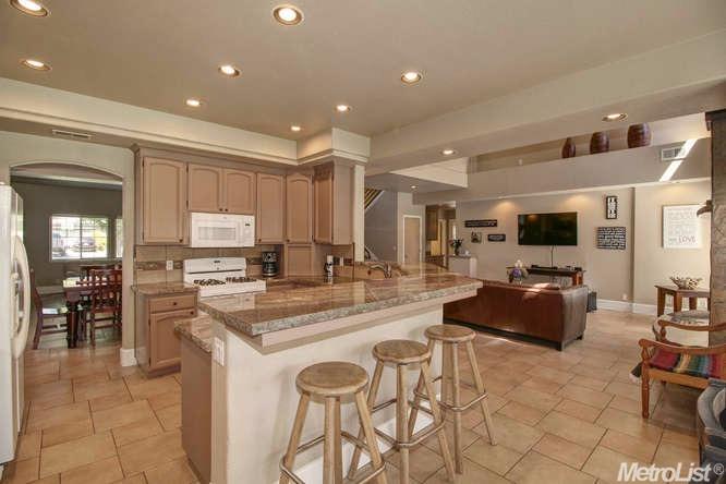 6046 Holeton Rd, Carmichael, CA 95608 photo 8