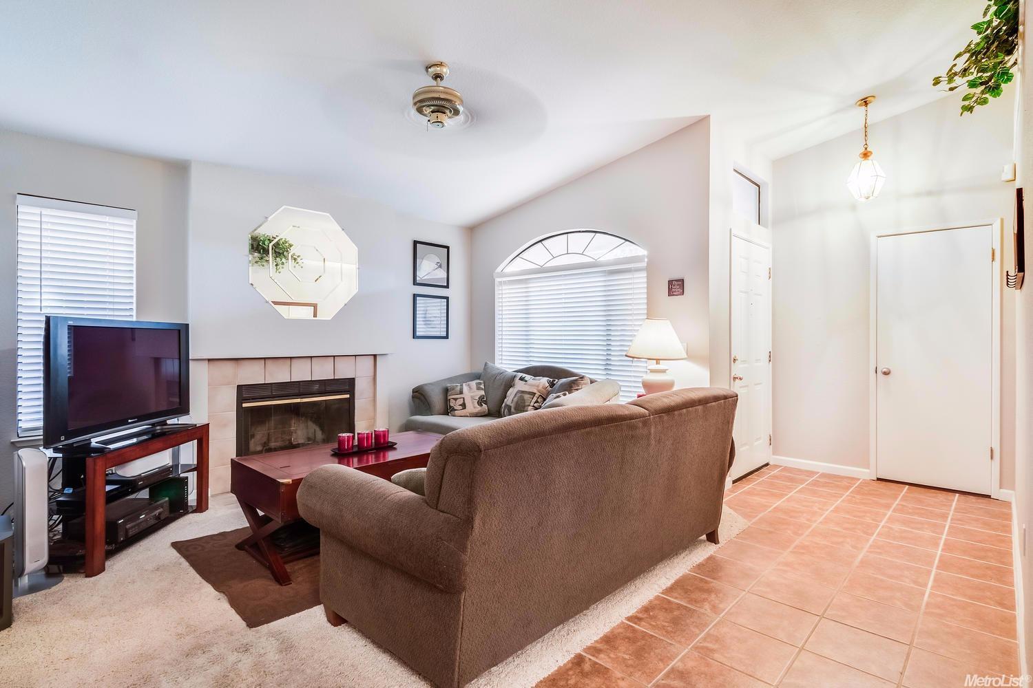 3724 Coniston Ct, Antelope, CA 95843 photo 4