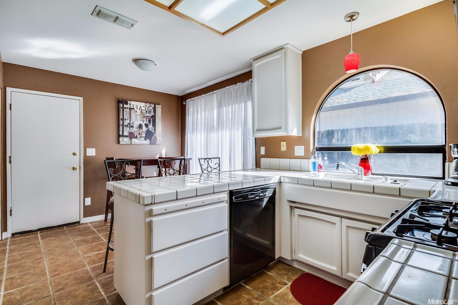 3724 Coniston Ct, Antelope, CA 95843 photo 9