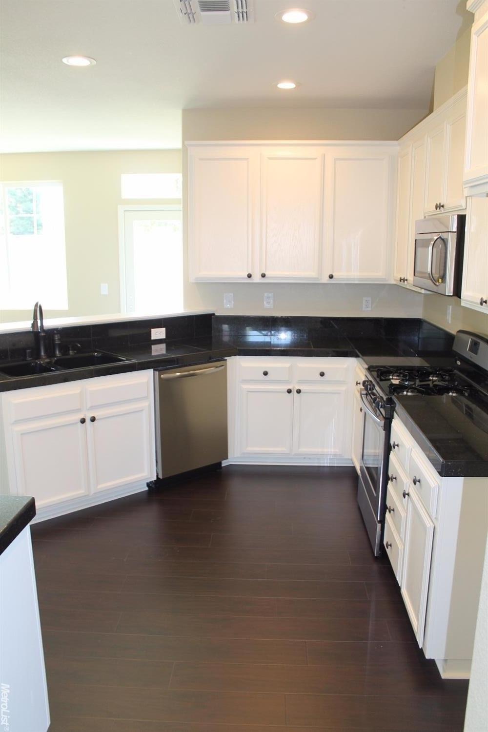 809 Bussing Ct, Folsom, CA 95630 photo 4