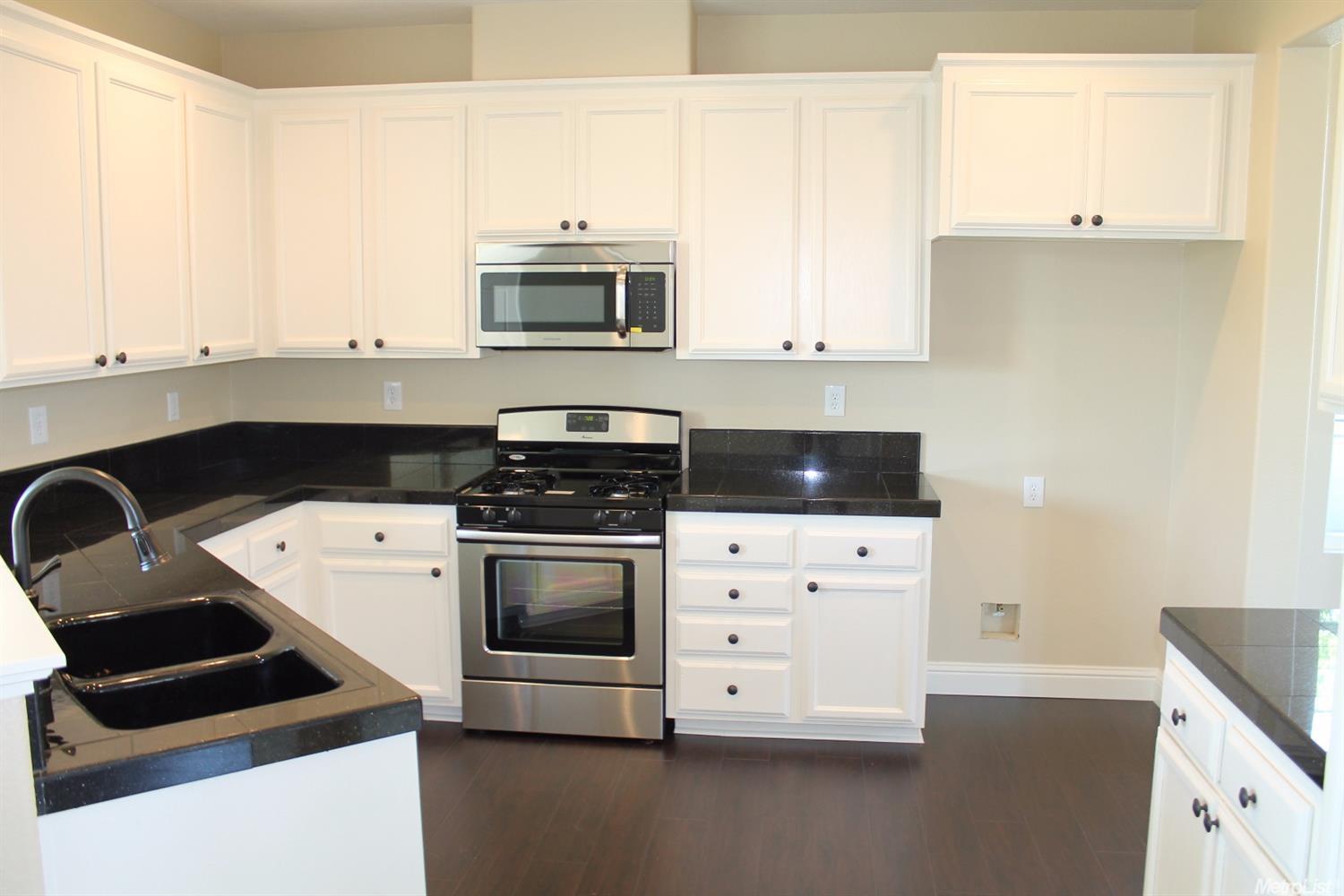 809 Bussing Ct, Folsom, CA 95630 photo 3