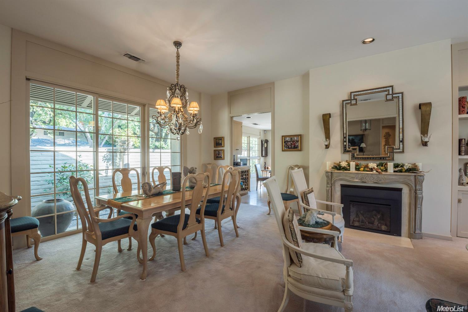 945 Brady Ave, Modesto, CA 95350 photo 4