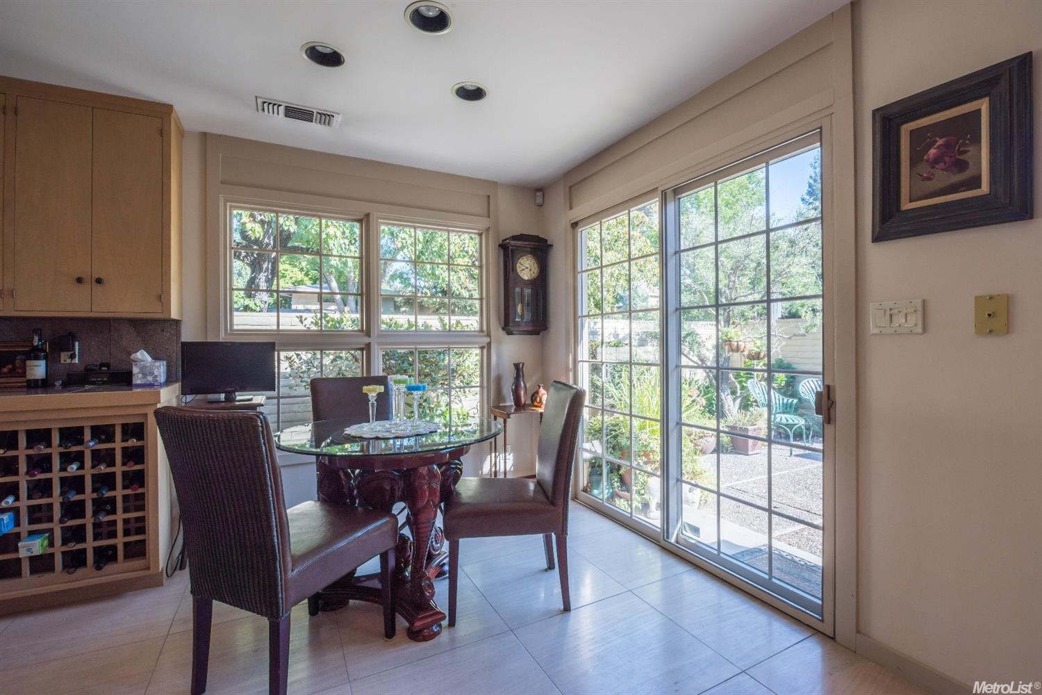 945 Brady Ave, Modesto, CA 95350 photo 12