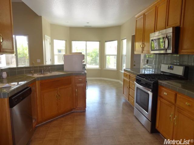 1396 Cormorant Dr, Merced, CA 95340 photo 5