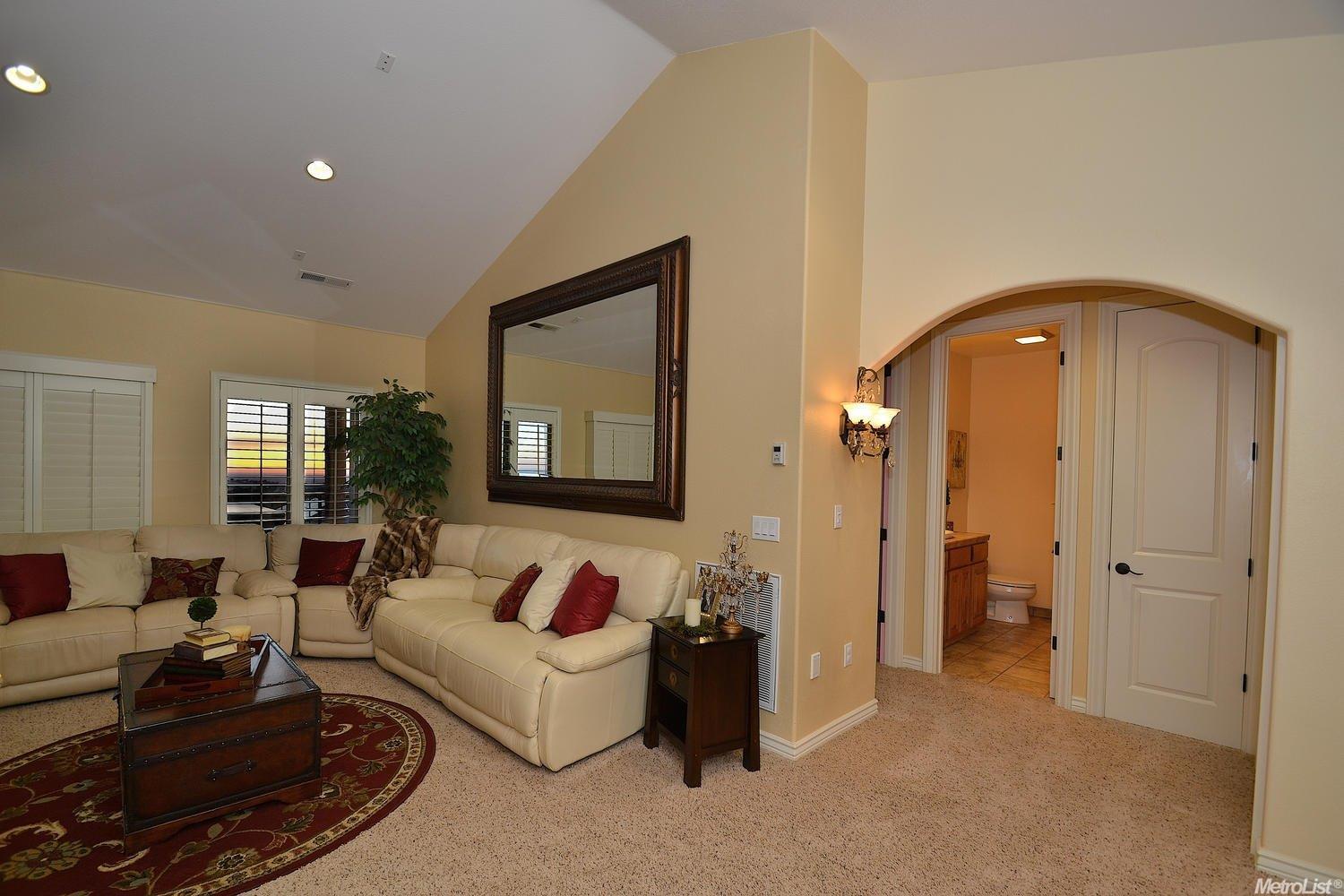 10557 Ridgecrest Dr, Jackson, CA 95642 photo 7