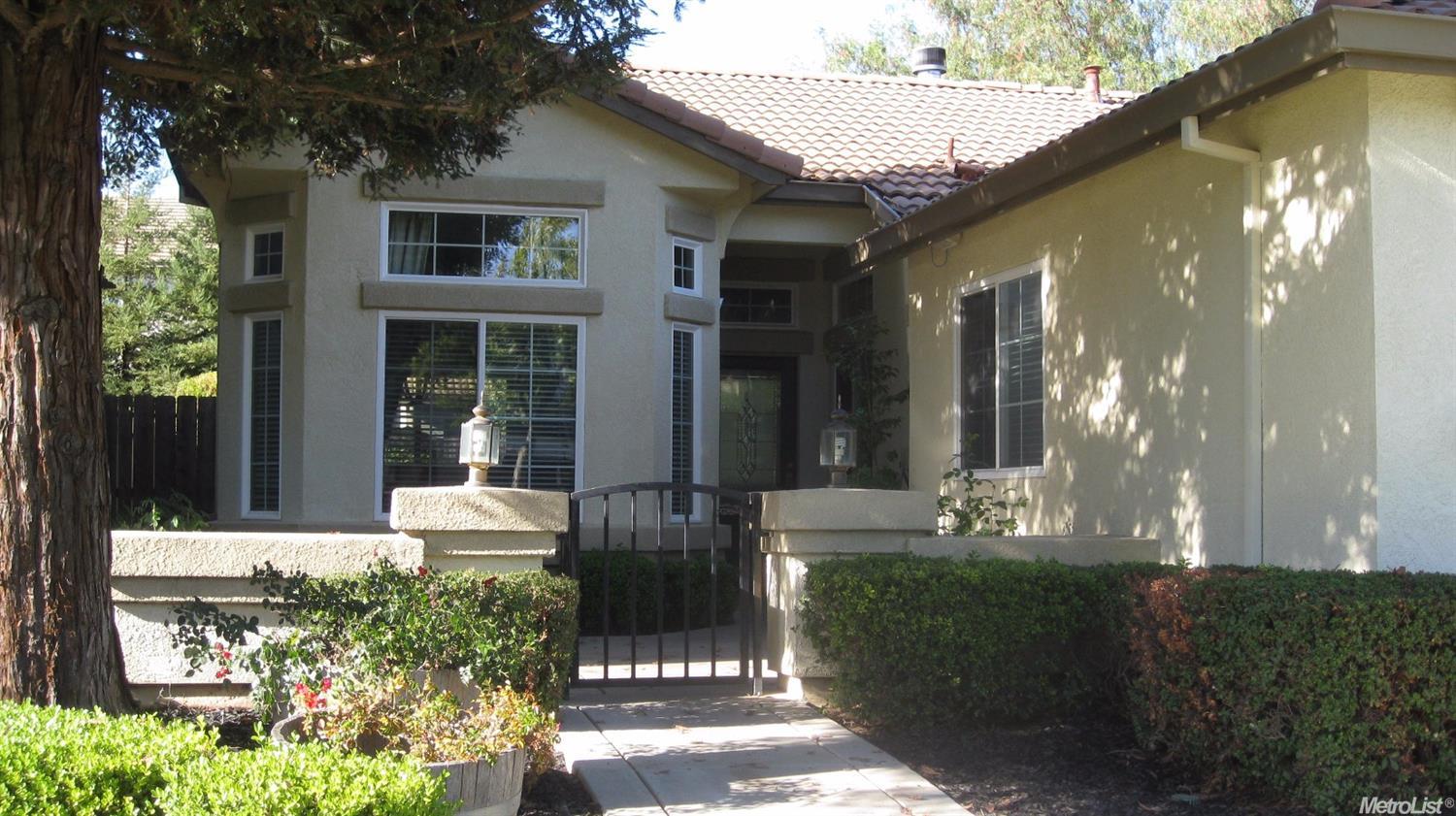 235 Arcadia Pl, Lodi, CA 95240 photo 1