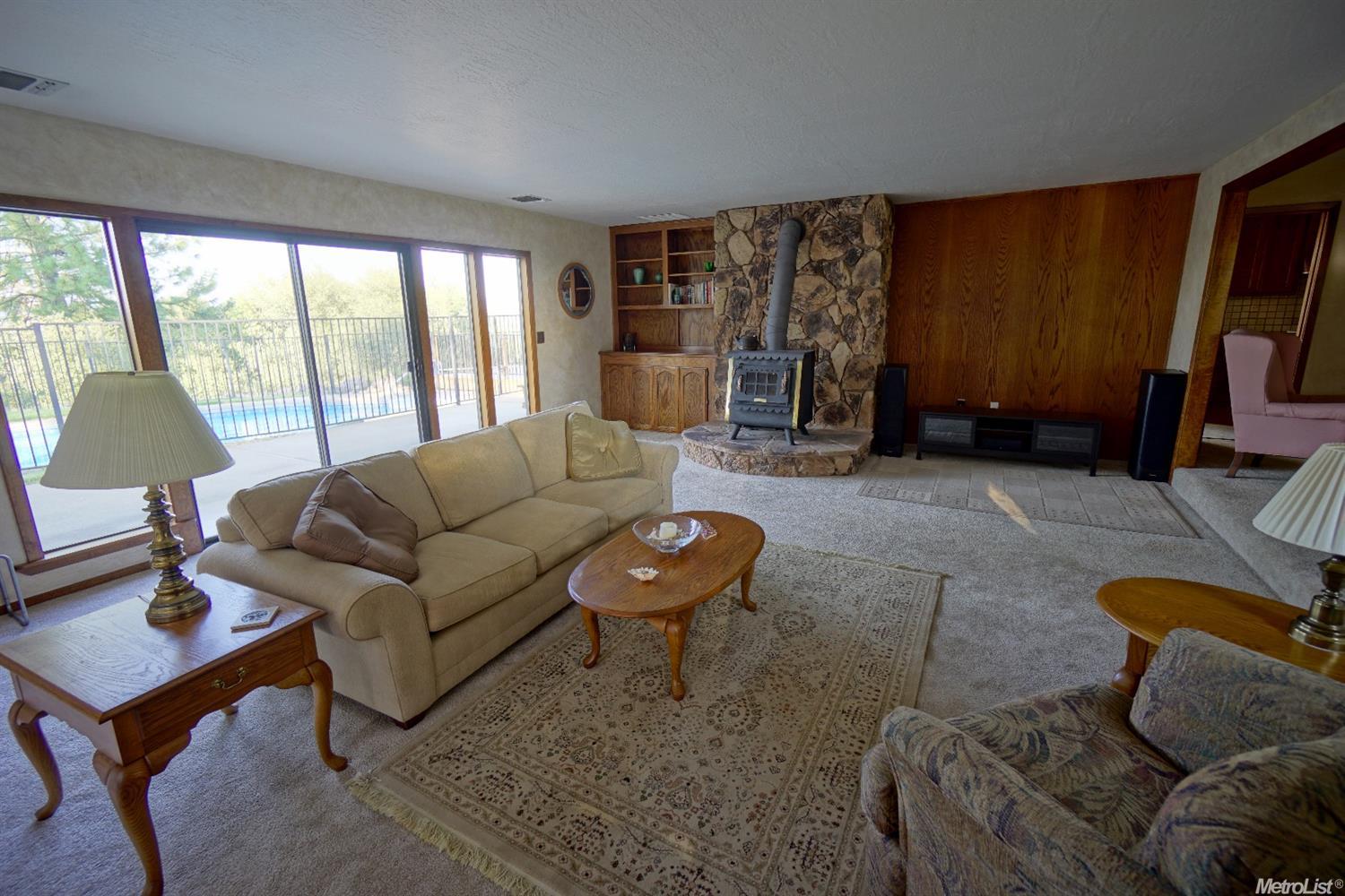 6701 Oak Ln, Placerville, CA 95667 photo 4
