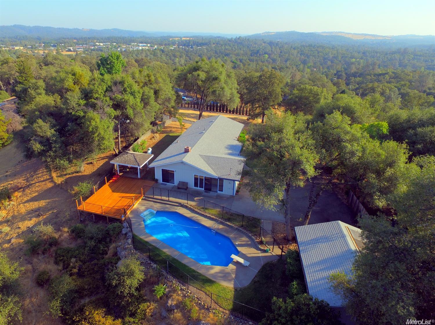 6701 Oak Ln, Placerville, CA 95667 photo 2