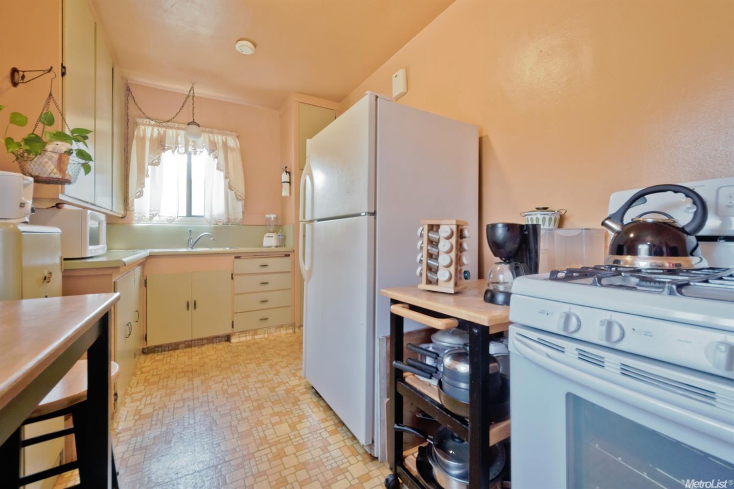 1295 Berkeley Way, Berkeley, CA 94702 photo 13