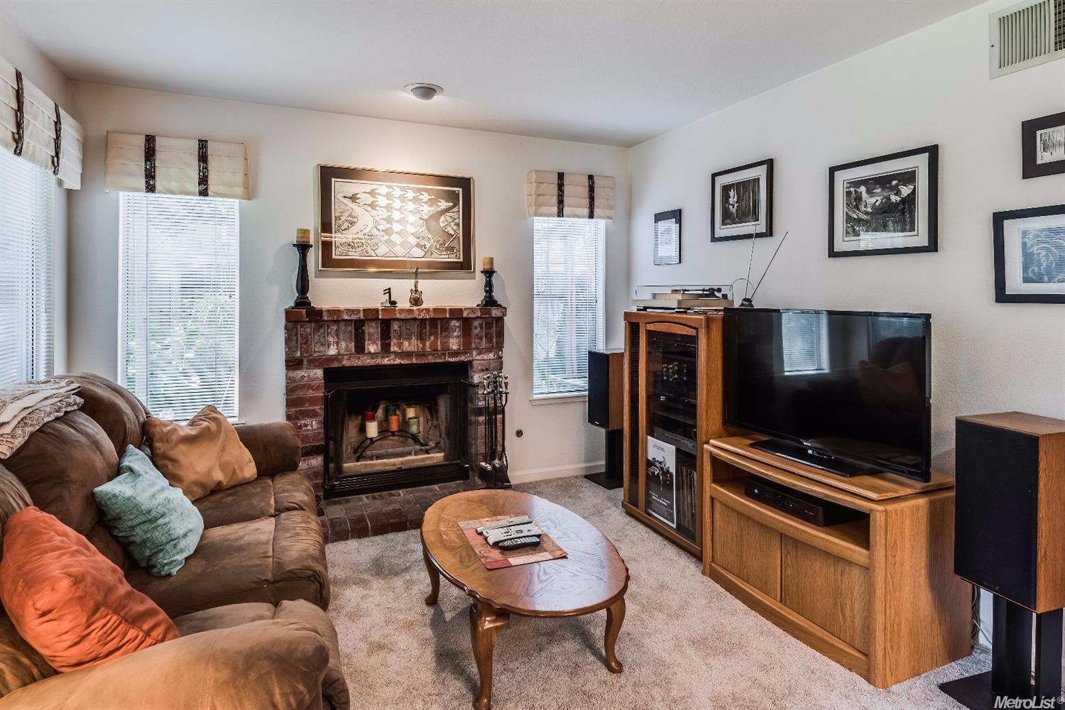 8538 Cool Water Ct, Antelope, CA 95843 photo 4