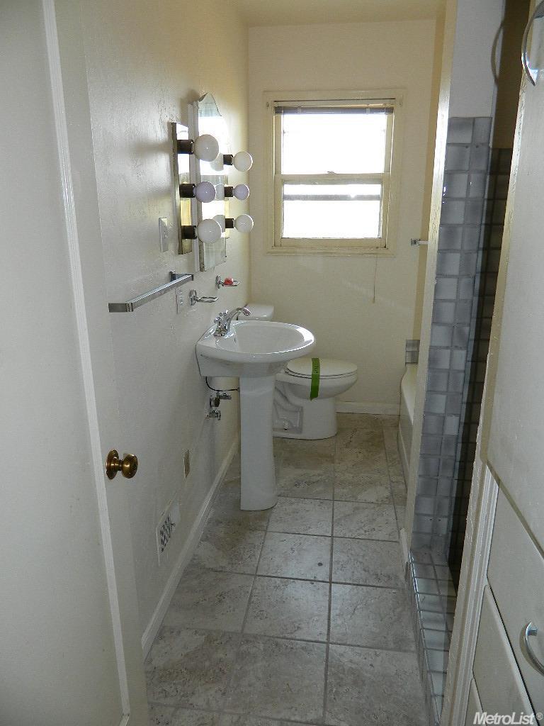 7047 E Highway 12, Lodi, CA 95240 photo 11