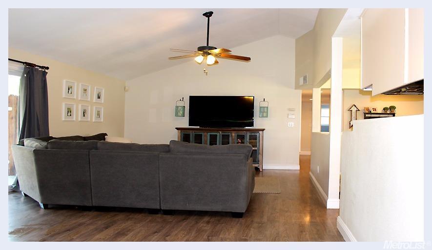 2833 Marble Dr, Modesto, CA 95355 photo 4