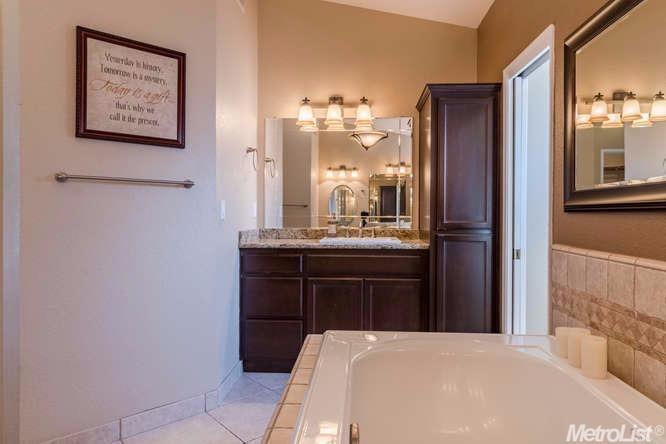 2165 Holder Ln, Tracy, CA 95377 photo 19
