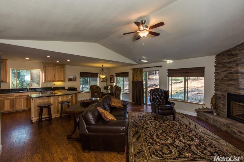 2427 Meadow Ln, Placerville, CA 95667 photo 8