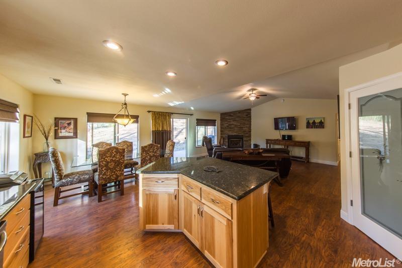 2427 Meadow Ln, Placerville, CA 95667 photo 5