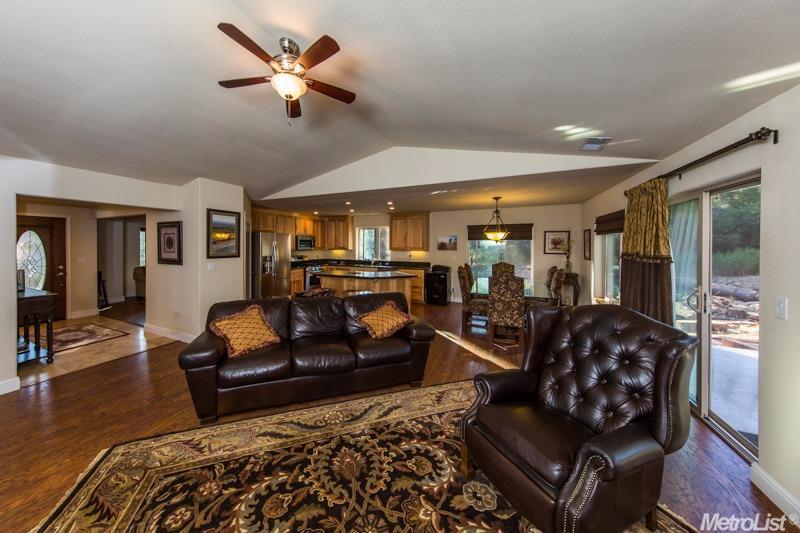 2427 Meadow Ln, Placerville, CA 95667 photo 7