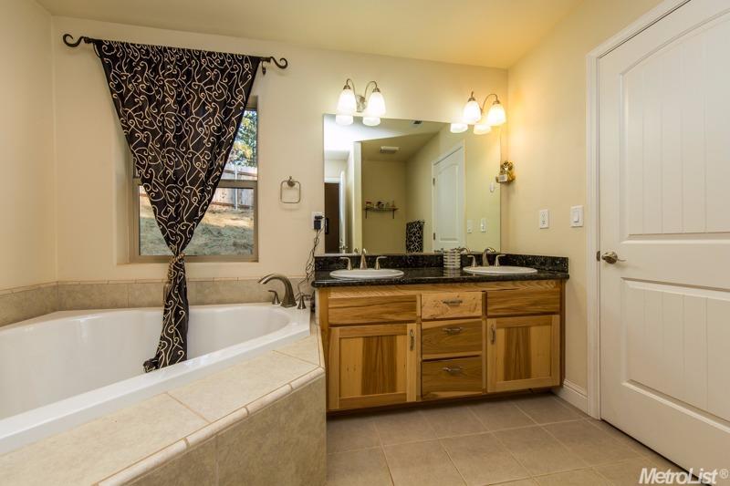 2427 Meadow Ln, Placerville, CA 95667 photo 15