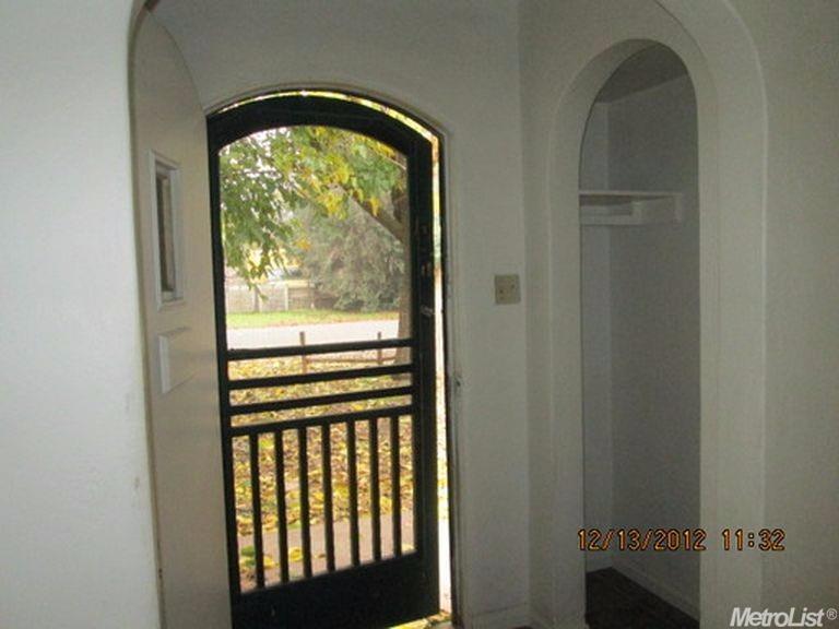1505 Picardy Dr, Modesto, CA 95351 photo 3