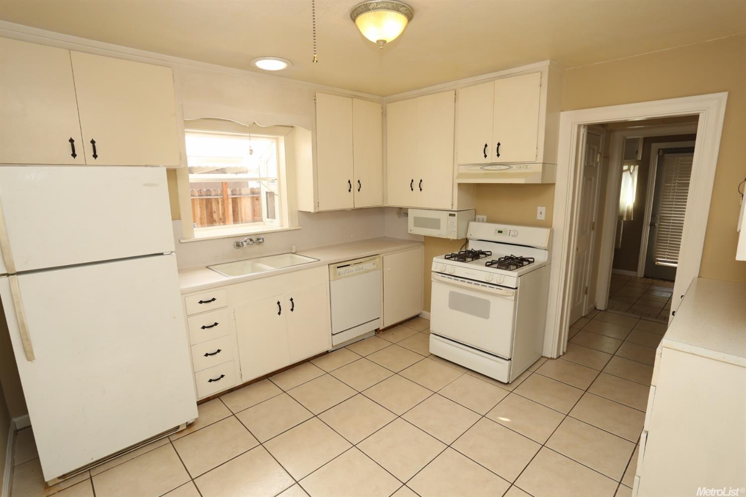 224 Eureka Ave, Lodi, CA 95240 photo 5