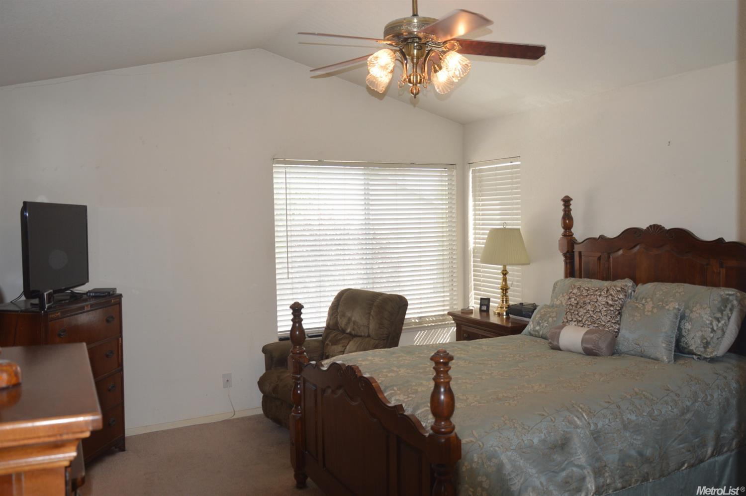 3729 Stone Walk Ct, Antelope, CA 95843 photo 9
