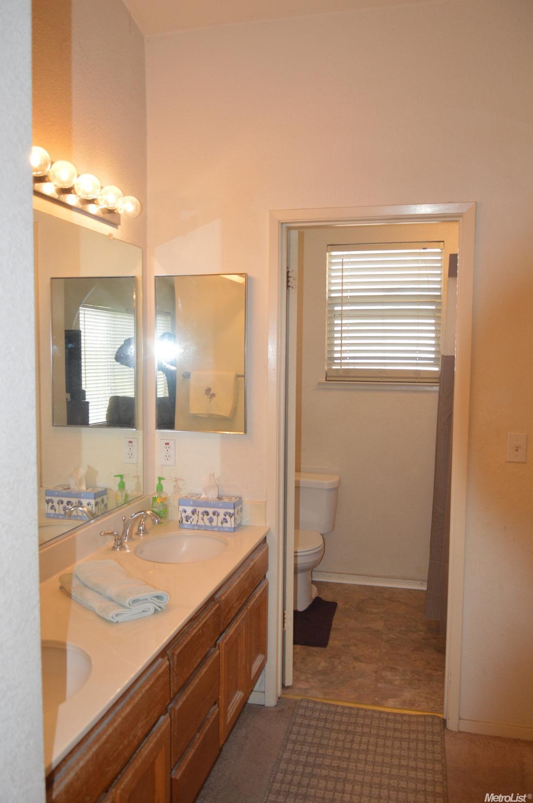 3729 Stone Walk Ct, Antelope, CA 95843 photo 10