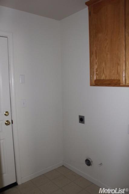 1850 Exeter Dr, Manteca, CA 95336 photo 5