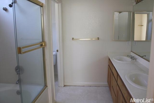 1850 Exeter Dr, Manteca, CA 95336 photo 6