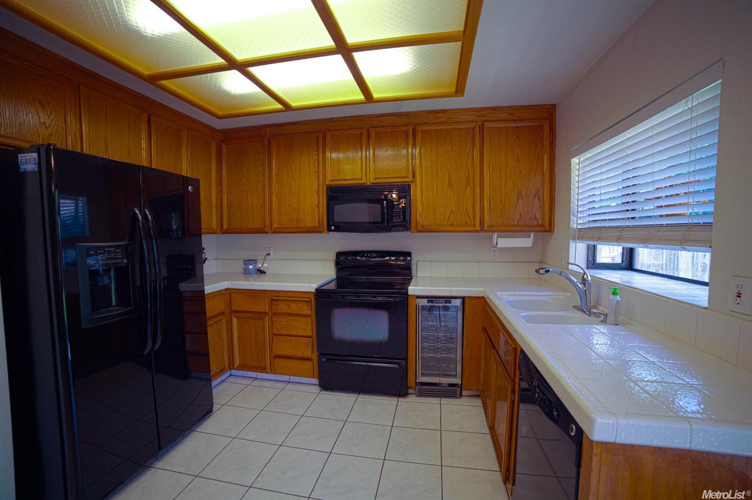 2137 Norik, Modesto, CA 95355 photo 8