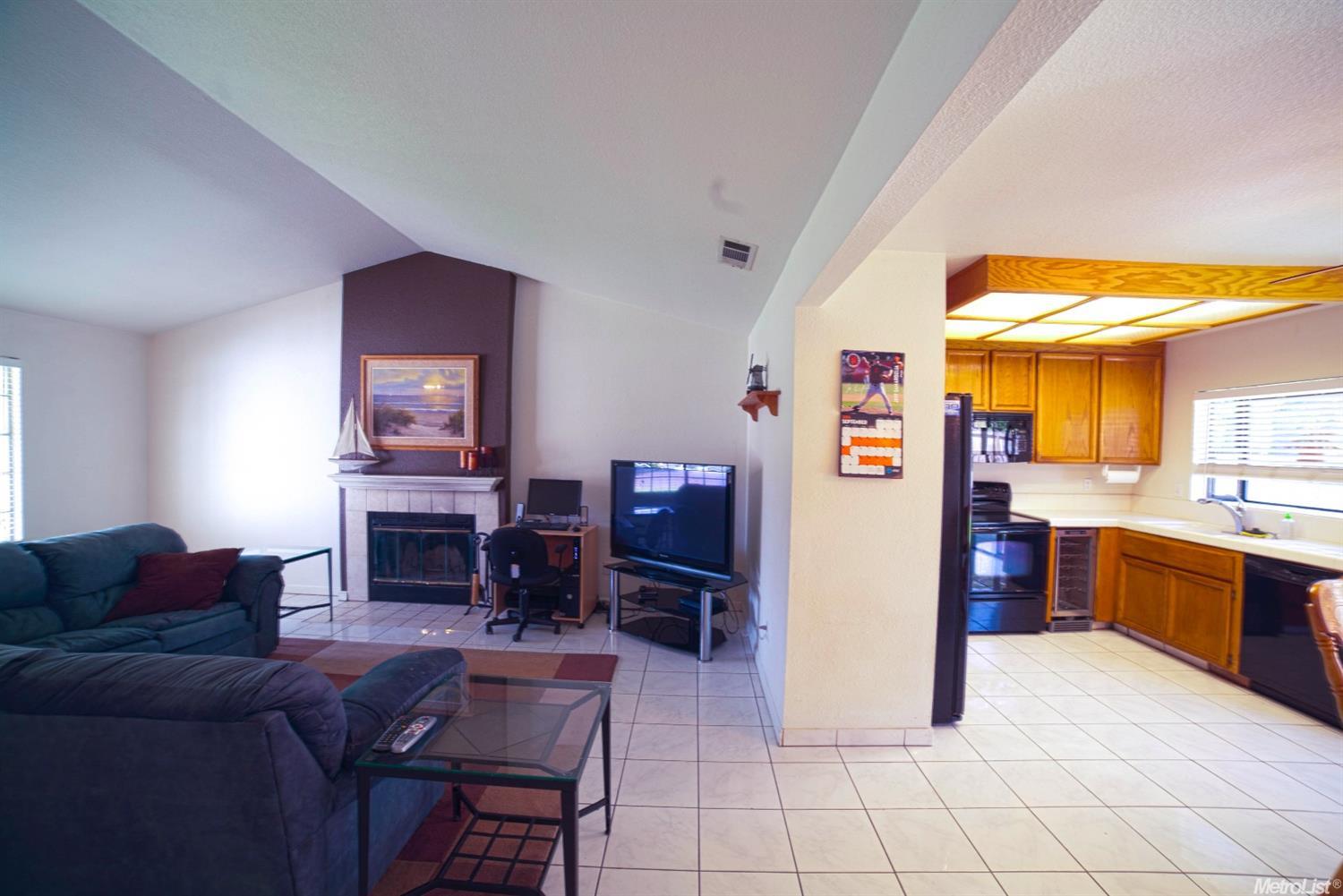 2137 Norik, Modesto, CA 95355 photo 6