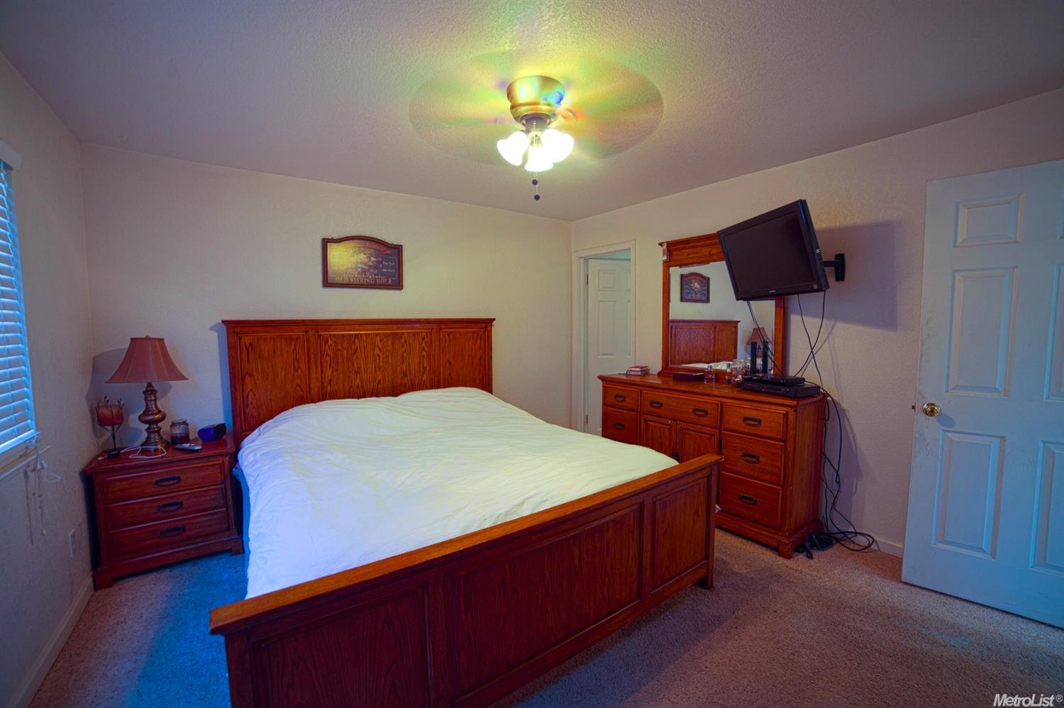 2137 Norik, Modesto, CA 95355 photo 15
